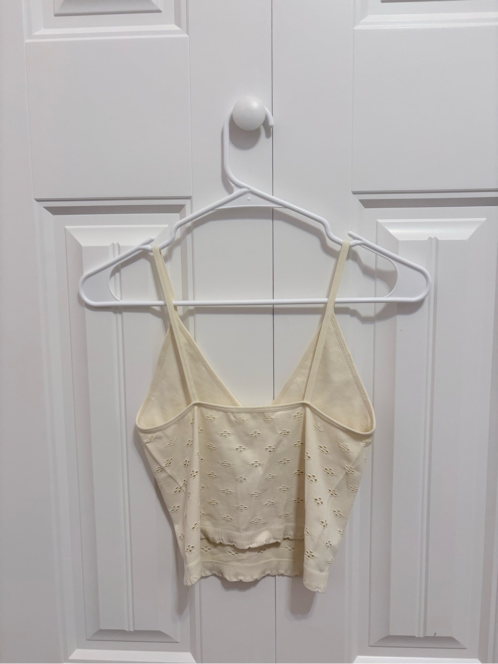 Bozzolo Cream Eyelet Lace Trim Camisole - Picture 3 of 4